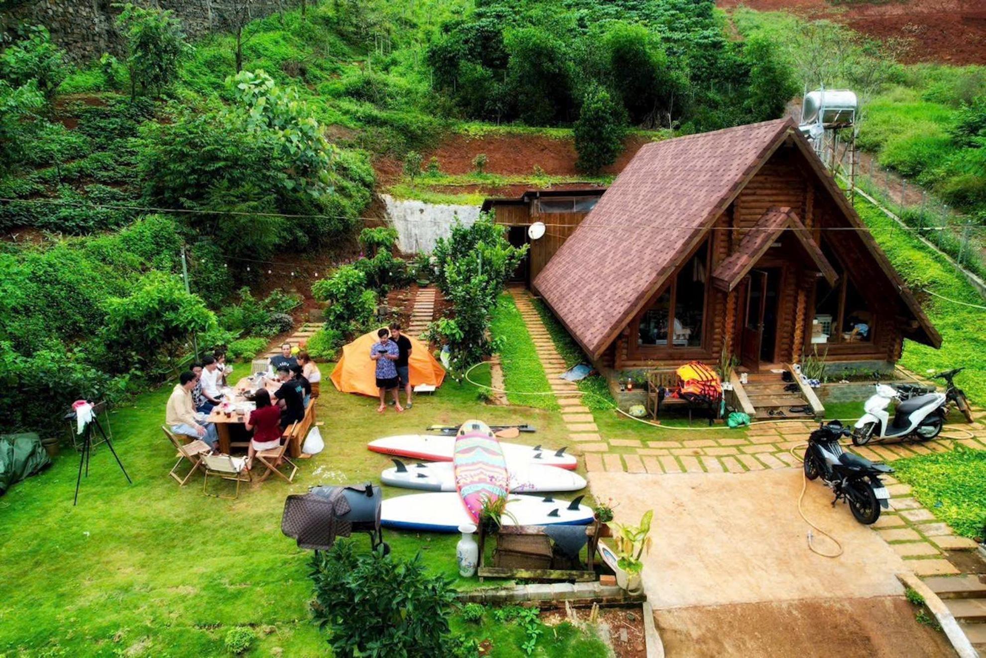 Nha Bao La - Ho Dak Long Thuong Hotel เบ๋าลอก ภายนอก รูปภาพ